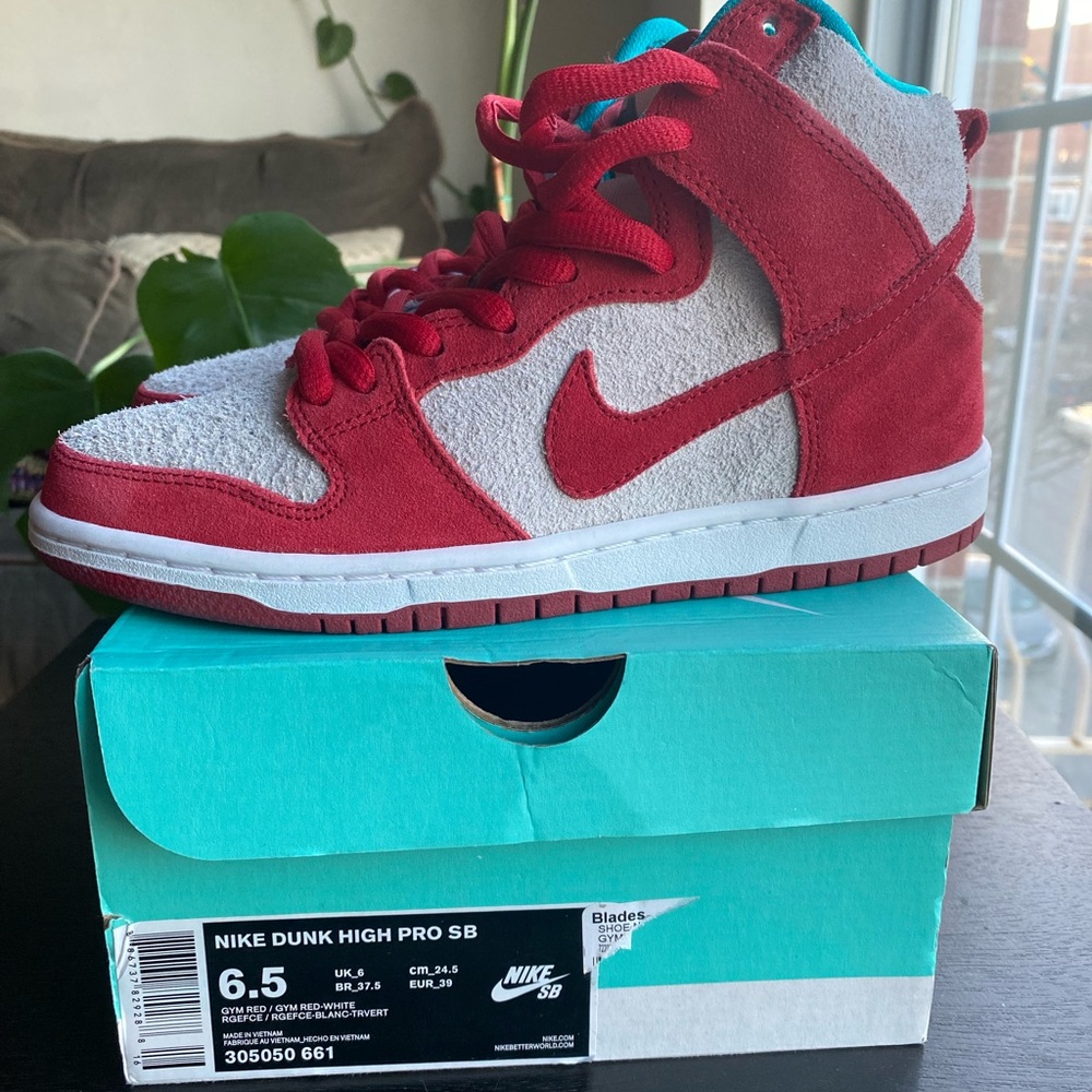 Nike Dunk SB High Dr. Seuss